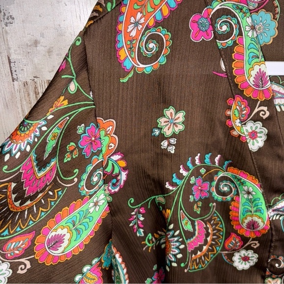 CATO Womens Top Size 22/24W  Short Sleeves V-Neck Brown Paisley Floral - Picture 6 of 16